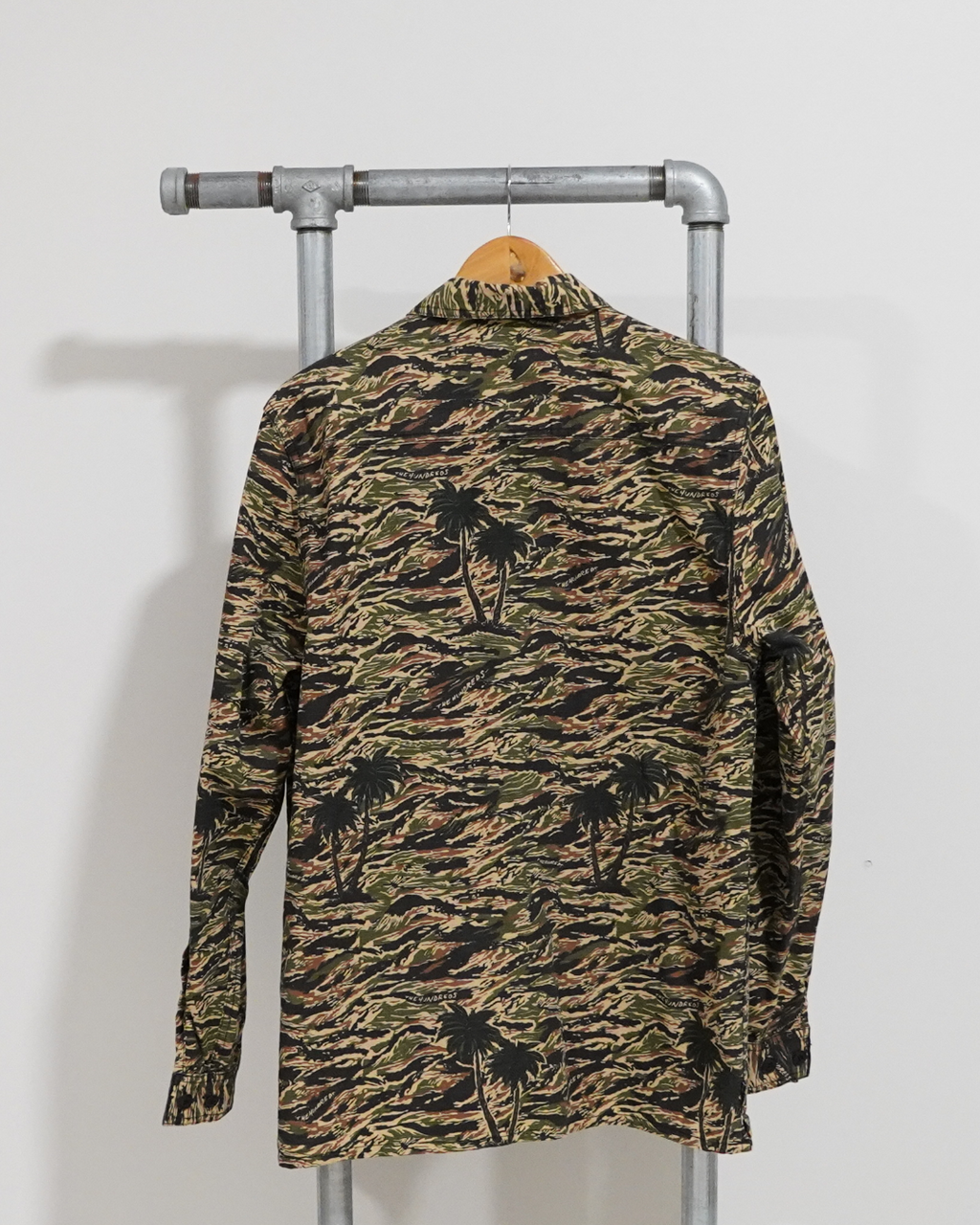 THE HUNDREDS CAMO JACKET